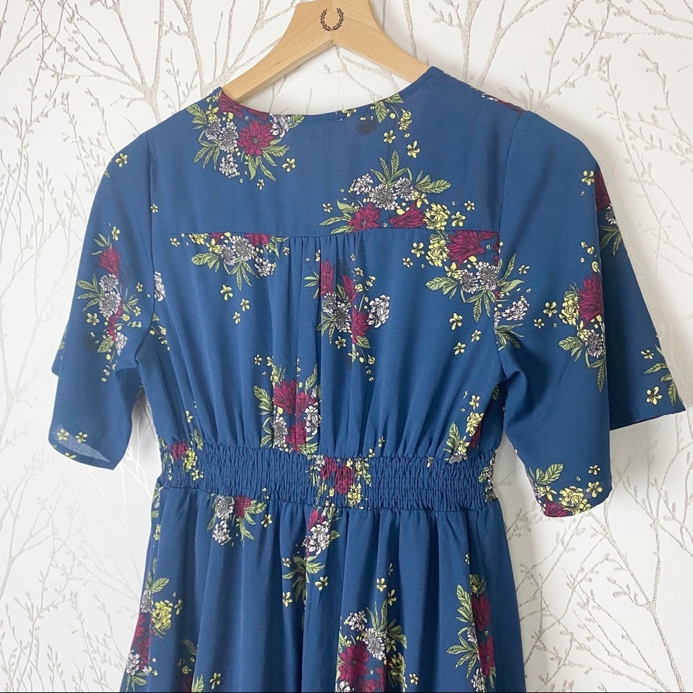WREN & IVORY Blue Floral Short Sleeve Button-Front Maxi Dress Size Small - Picture 6 of 10